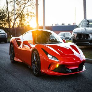 Veja a evolução completa da marca Ferrari