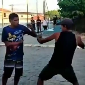 UFC cachaça Chico Lapada vs Meia Dose