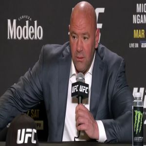 Dana White estreou após o sucesso do boxe de Anderson Silva, dando um retrato histórico da lenda