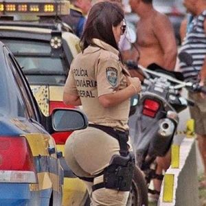 9 policiais mais bonitas do mundo, é impossível não se apaixonar por elas