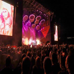 Chegou a sua chance de curtir a última turnê mundial de KISS!