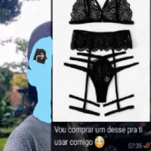 Gustavo deu uma de João sem braço para traçar a melhor amiga