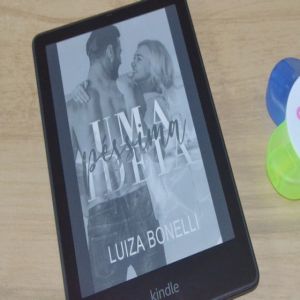 Resenha literária: Uma Péssima Ideia