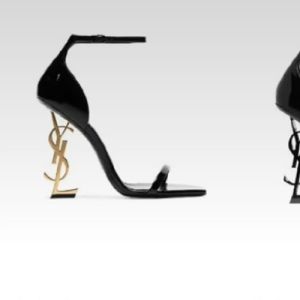 Sandália com salto no valor de um salário