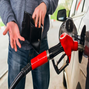 O que torna a gasolina tão cara?