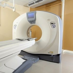 Tomografia do crânio: o que é e como é feita