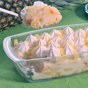 Pavê de abacaxi com suspiro