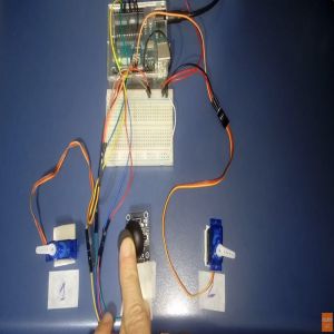 Como Controlar 2 Micro Servos Motores 9g com Joystick e Arduino 