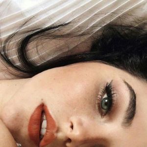 Veja os mais belos e ousados selfies postados pelas celebridades na quarentena: Parte 2