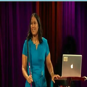 Como uma astrônoma cega encontrou uma maneira de ouvir as estrelas