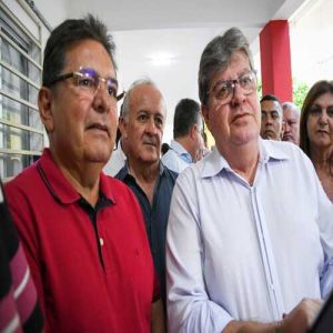 Adriano Galdino destaca postura de João Azevêdo por cirurgia pelo SUS: “mostra ética e decência