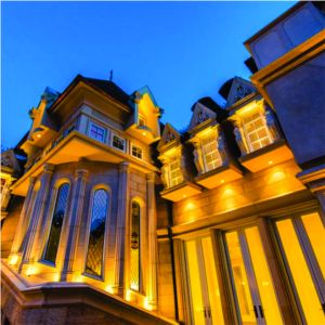 Por dentro da mansão de US$ 12 milhões que mais parece um castelo