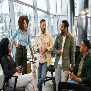 Gestão de Equipe: Como a Comunicação entre Liderados Impacta a Gestão de Equipe Moderna?