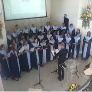 Enquando vamos à Casa do Senhor