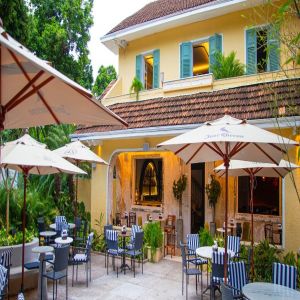 Seu Bias na Brasa leva churrasco no fogo de chão para o restaurante