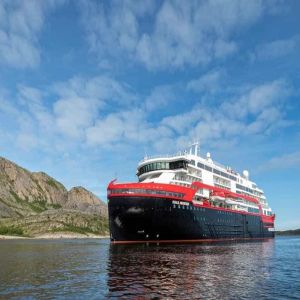 Hurtigruten inicia cruzeiros nas Ilhas Britânicas em Setembro