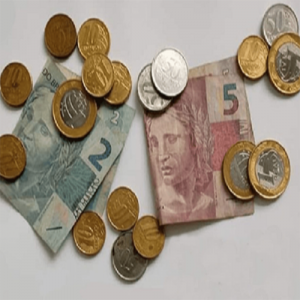 Você consegue acertar a quantia exata de dinheiro que tem nesta imagem? É mais difícil do que imagina