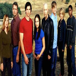‘Smallville’ vai ganhar continuação? Criadores falam sobre o assunto
