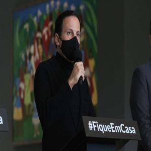 São Paulo afirma que vacinação contra a covid-19 no Estado vai começar