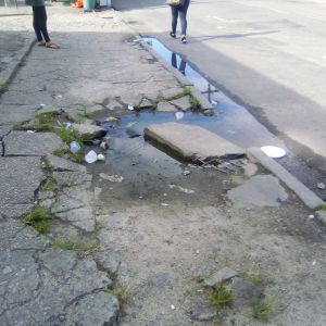 Buraco continua aberto