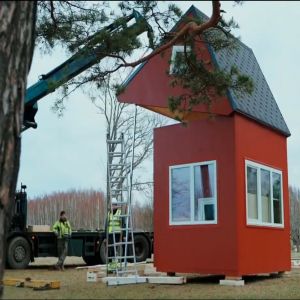 Caixa de Origami - A pequena casa dobrável pode ser removida e instalada em apenas 3 horas
