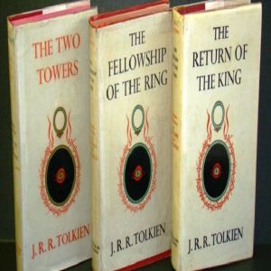 A Influência dos Livros de J.R.R. Tolkien na Cultura Geek