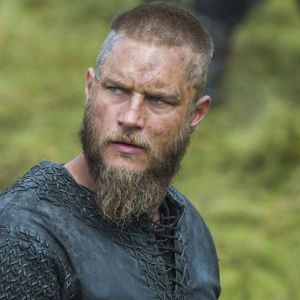 Vikings: Travis Fimmel diz qual foi a cena de Ragnar Lothbrok que menos gostou de gravar