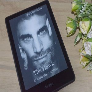 Resenha literária: The Hawk